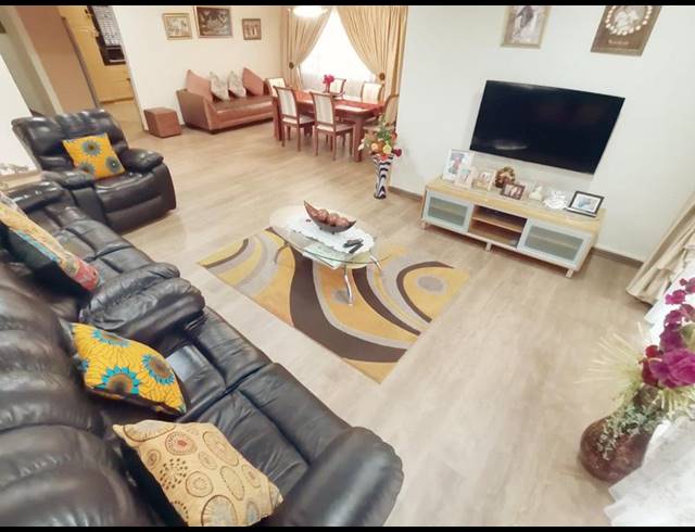 3 BEDROOM HOUSE FOR SALE IN RESERVOIR HILLS